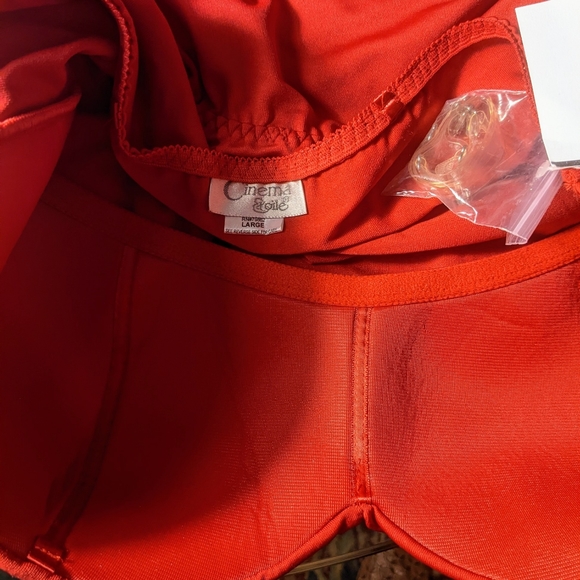 NWT Cinema Etoile Bright Red Strapless Dress Straps included. Large - Picture 3 of 4